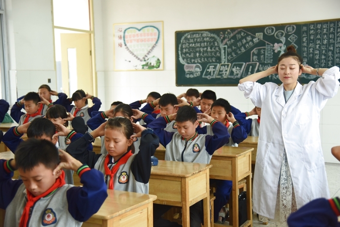 青湖学生爱脑从“头”开始