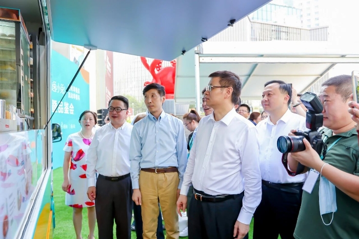 让早餐“流动”起来！“逸小兔” 便利早餐店、流动早餐车来了