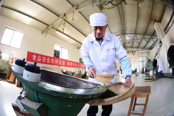 
小作坊规范提升三年行动，引导小作坊走集约化、规模化、规范化道路